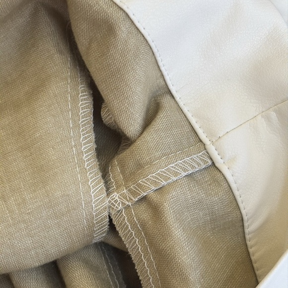 TCEC | Palmer Cream White Wide Smocked Waist Faux Leather Flare Shorts Small - Picture 11 of 12